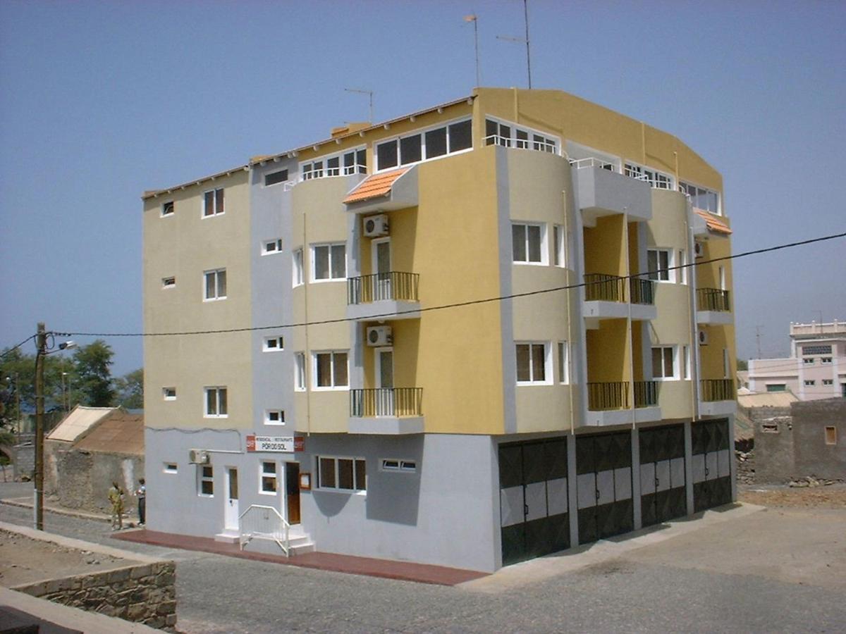 Residencial Por Do Sol Hotel *
